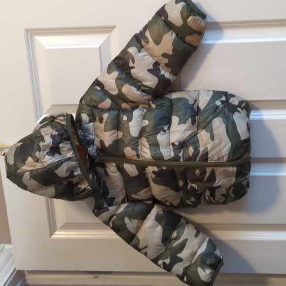 PatPat Other - Camo Winter Jacket